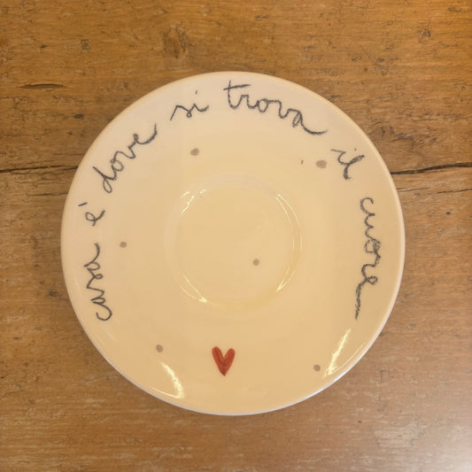 Tazzina cn piattino “casa é dove si trova il cuore”